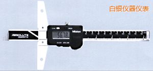 ���y����